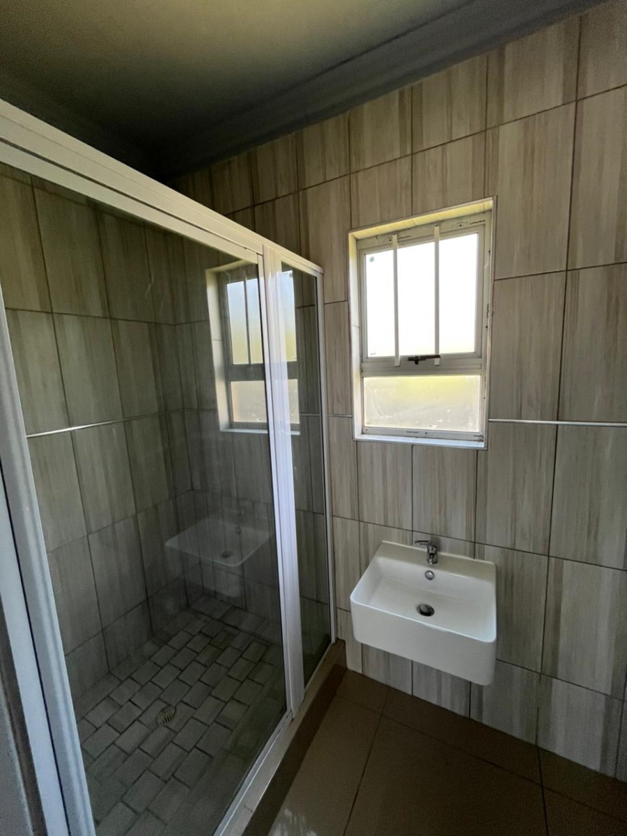4 Bedroom Property for Sale in Abbotsford Eastern Cape